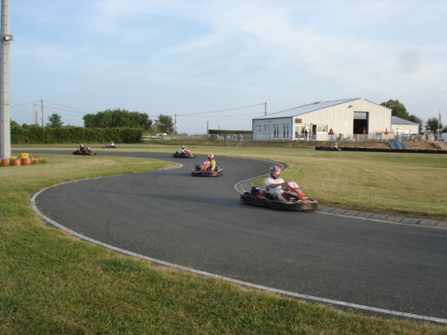  Sensaciones de lucha -9999- Karting en Poitou Charente con PROMOSPORTS 